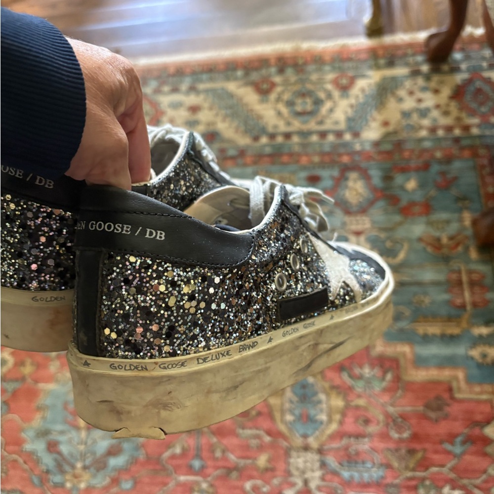 Golden Goose Women's Glitter Star Sneakers - Black and White - Picture 4 of 6